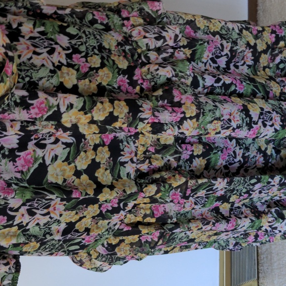 Taylor Dress - Picture 9 of 16